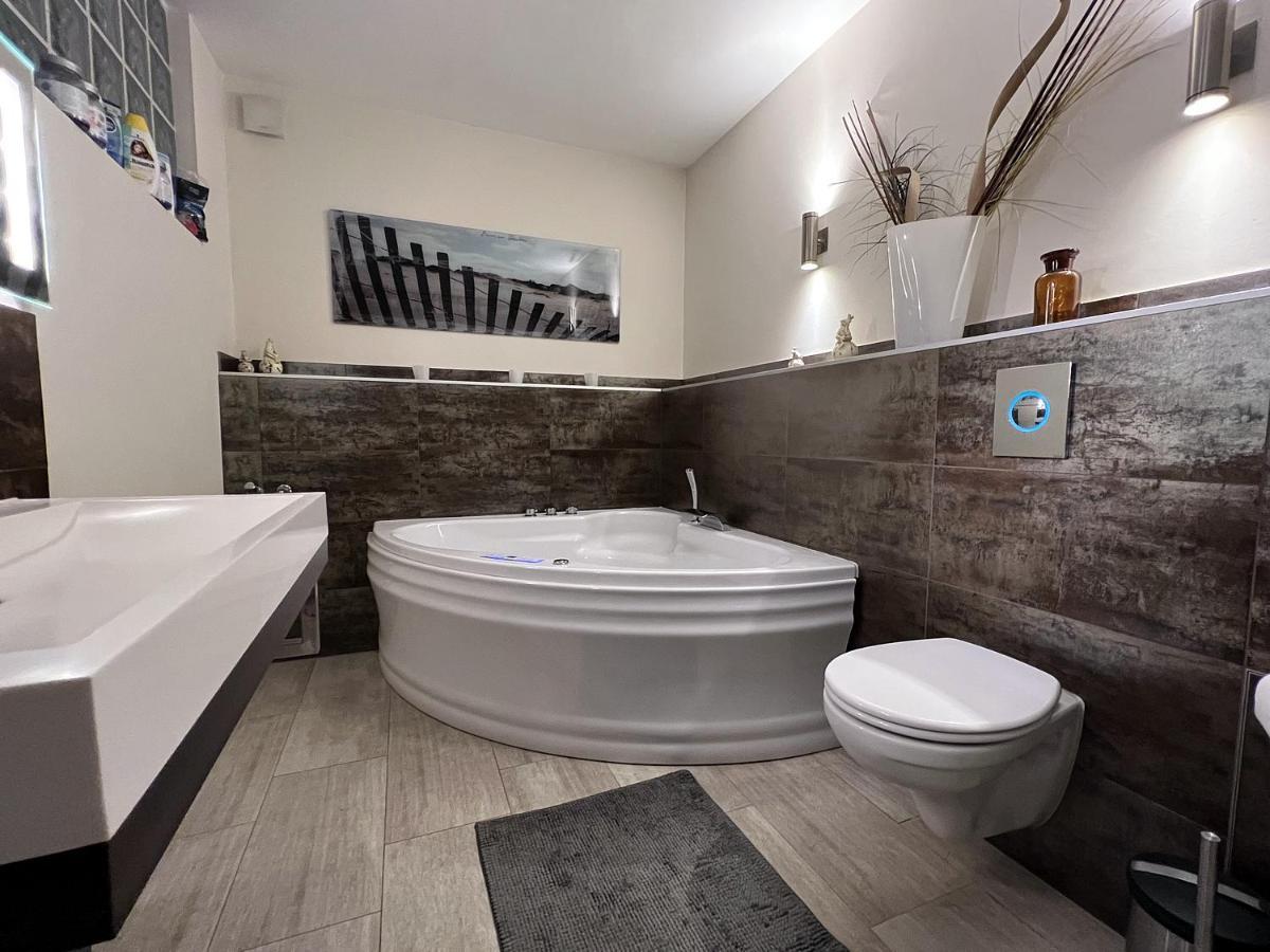 Fewo Mit Garten, Kamin U. Whirlpool Βερολίνο Εξωτερικό φωτογραφία